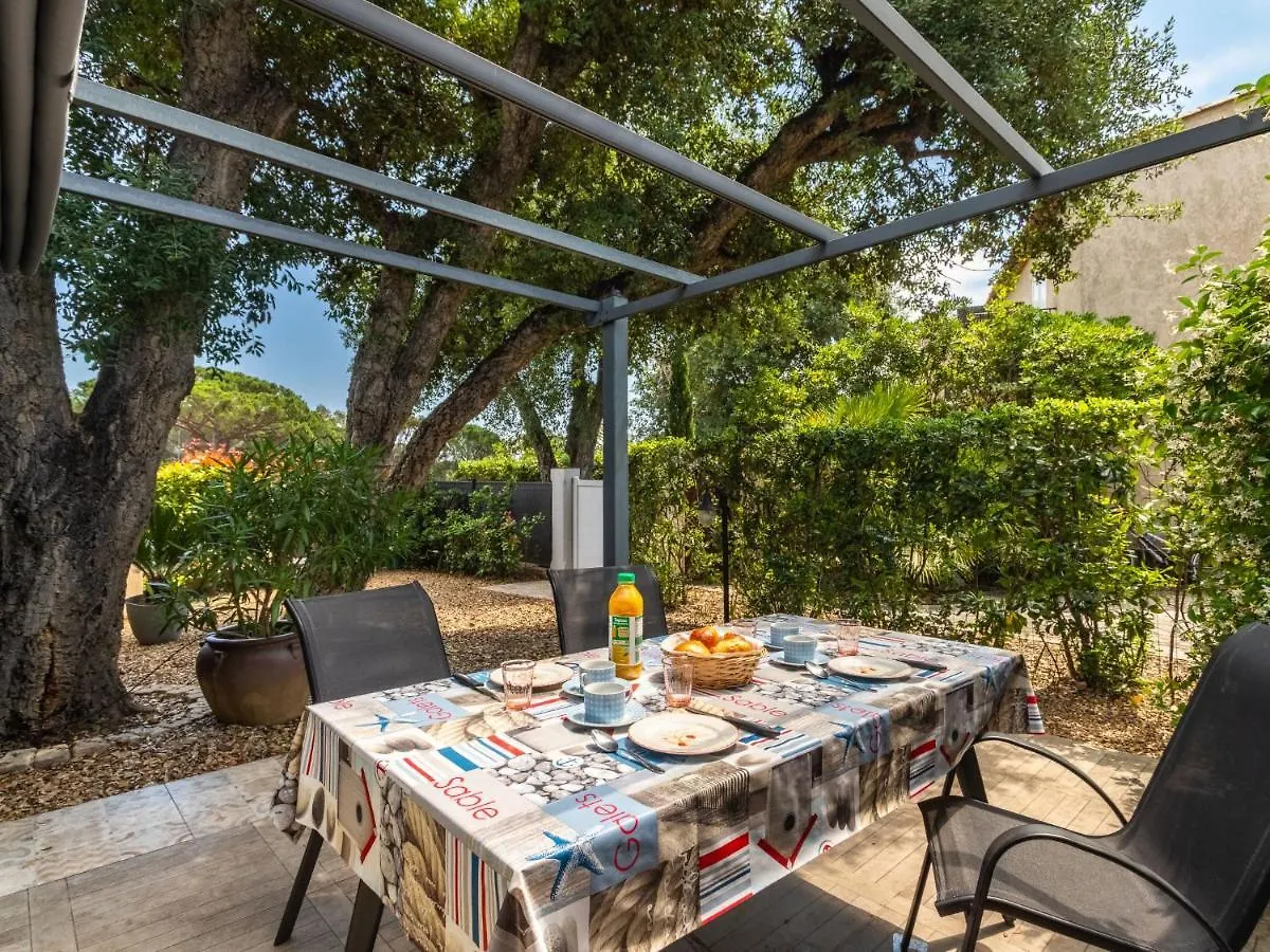 Holiday Home Les Parcs De Gassin-3  쎙뜨호뻬